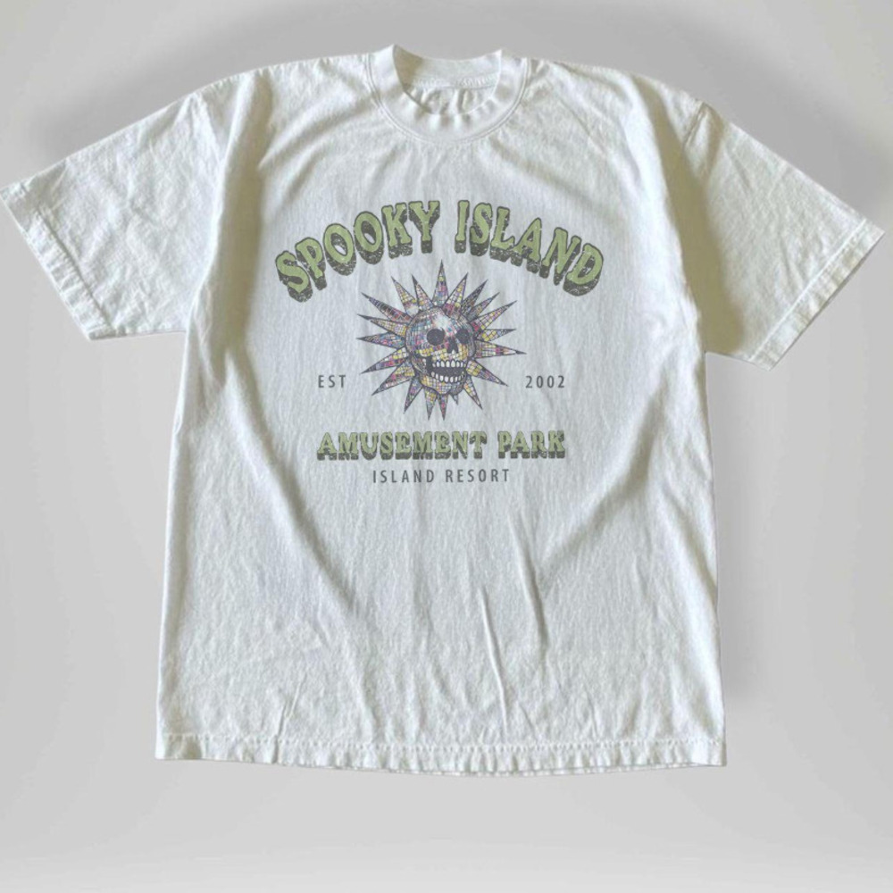 Scooby Doo Spooky Island Amusement Park Skull Vintage Y2K White T-Shirt